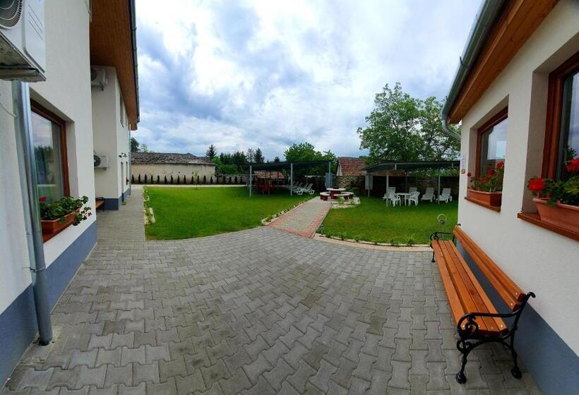 Pensionat Bacchus Vendégház