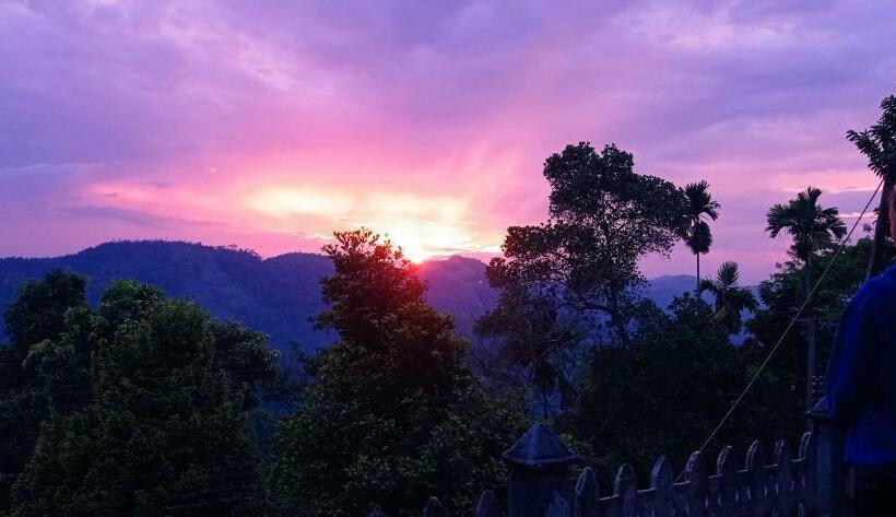 Pensão New Elkaduwa Loft