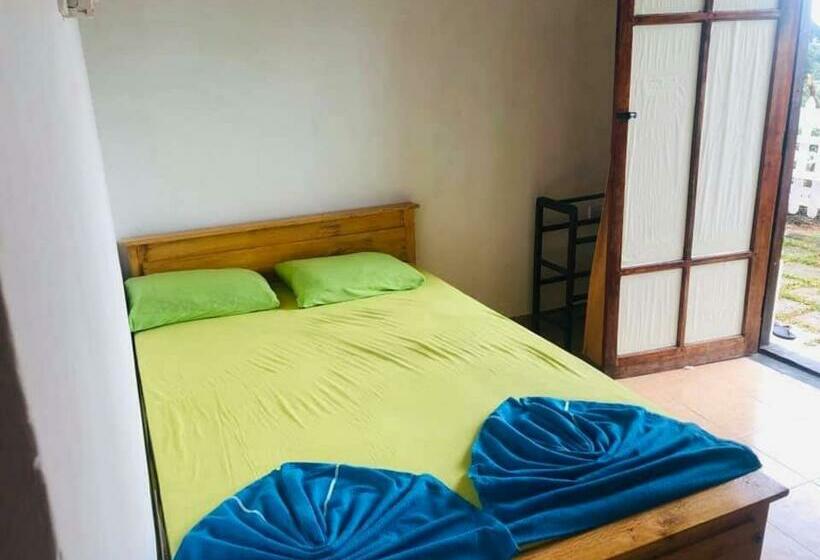 Pensão New Elkaduwa Loft