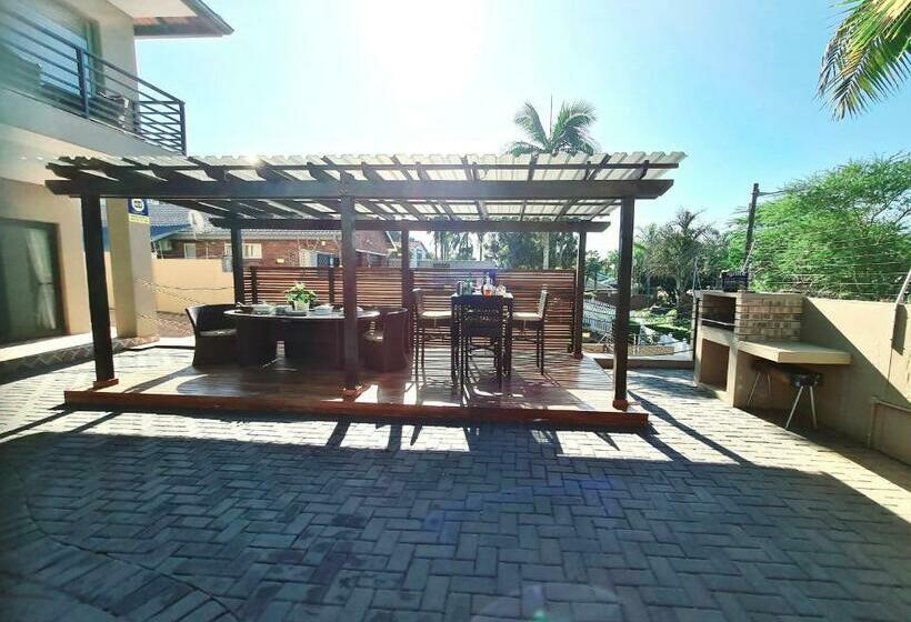 פנסיון Oyster Guest House