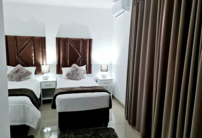 פנסיון Oyster Guest House