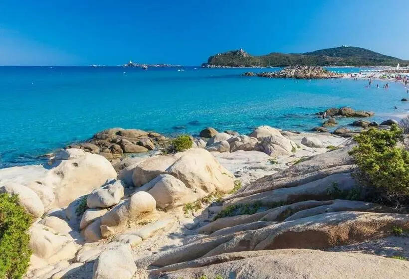 ペンション Room In Guest Room   Super Comfort Room In Sardinia   Italy