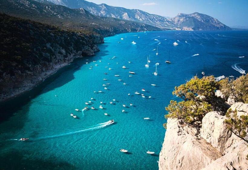 Пансион Room In Guest Room Super Comfort Room In Sardinia Italy