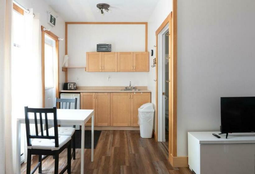 Szálló Pepperell Place Inn Inc