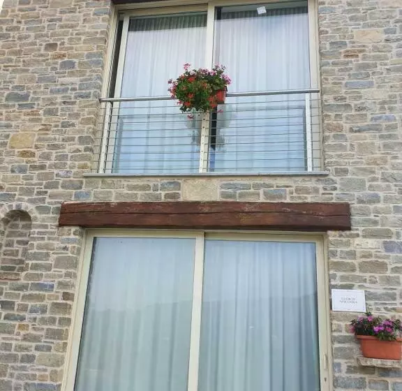 Aamiaismajoitus (B&B) Villa Alta Langa