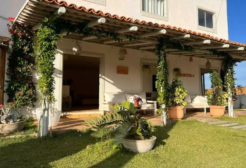 ペンション Maravista Guest House