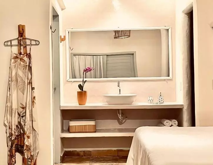 ペンション Maravista Guest House