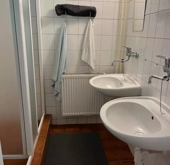 Retkeilymaja Churáňov Stadion