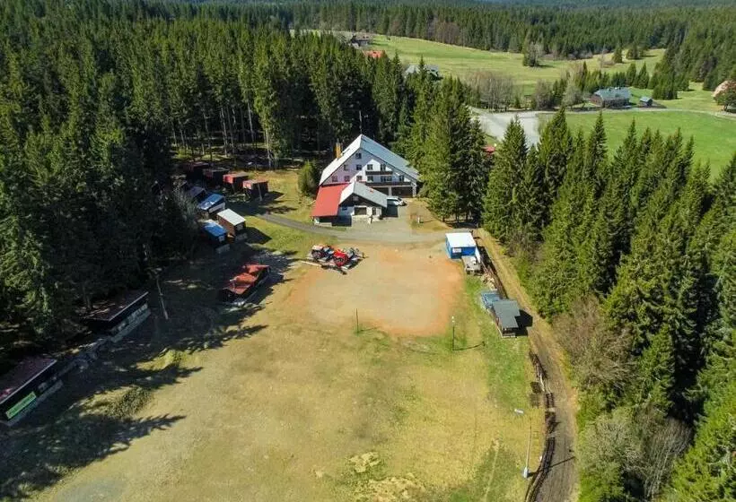 Retkeilymaja Churáňov Stadion