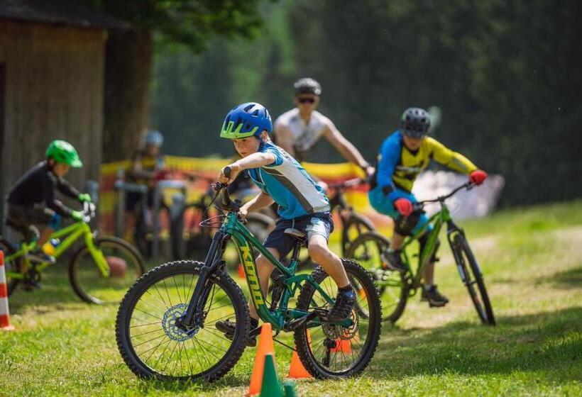 Общежитие Churáňov Stadion