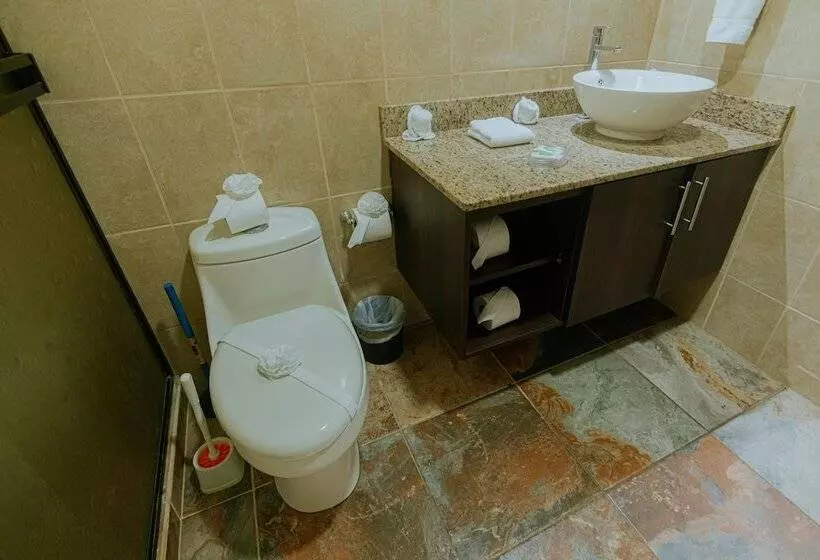 Aamiaismajoitus (B&B) Oasis Diverse Adult Retreat