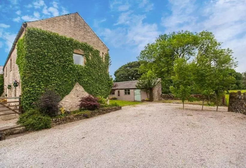 ベッドアンドブレックファースト The Old Barn