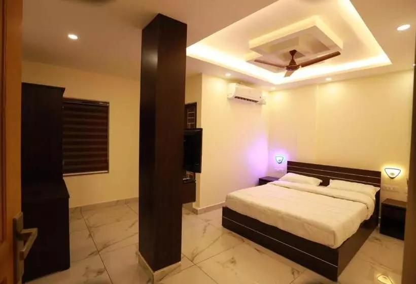 Hotelli Aman Residency