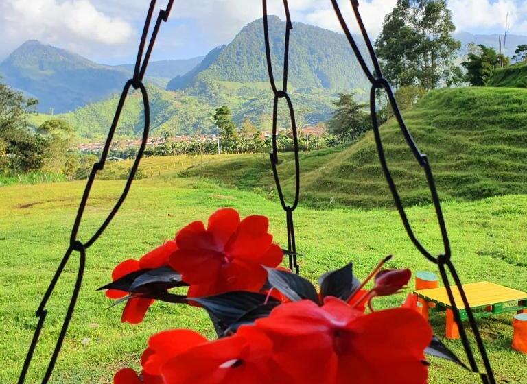 هتل Hospedaje Campestre El Rancho De Jero