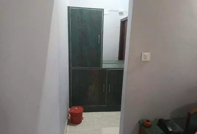 Hotelli Niloy Guest House