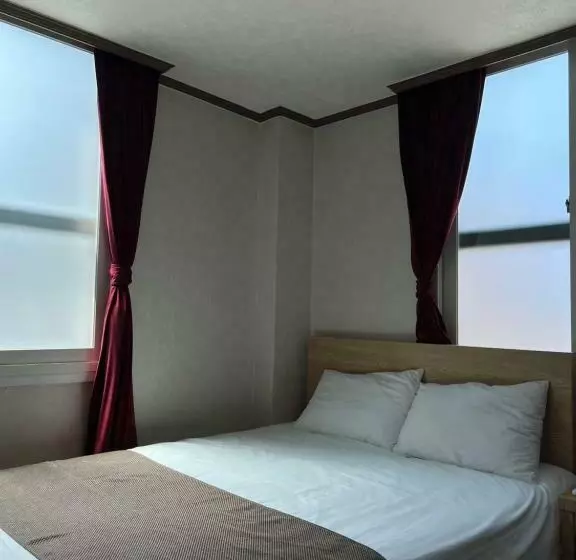 Majatalo Bricks Stay Jeju City & Aiport