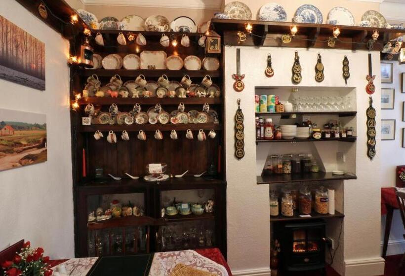 פנסיון Rosamaly Guesthouse