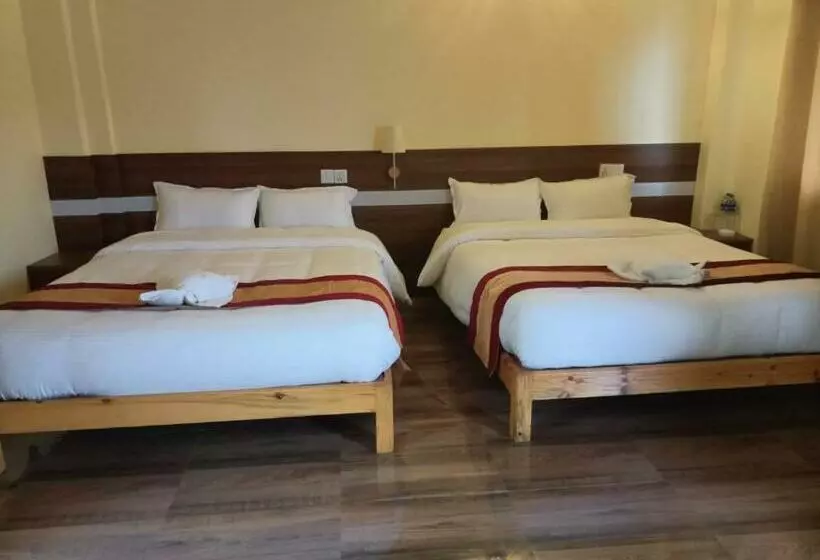 تختخواب و صبحانه Luma Inn