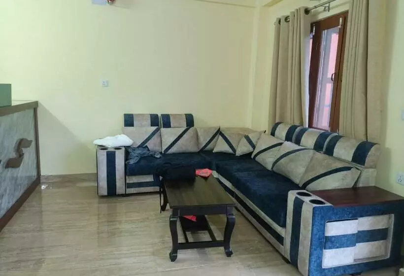 تختخواب و صبحانه Luma Inn