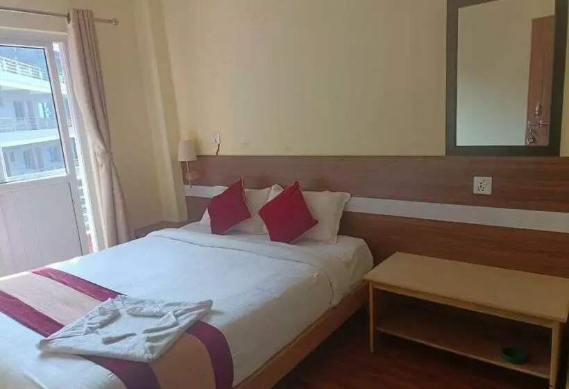 تختخواب و صبحانه Luma Inn