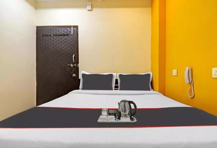 ホテル Super Collection O Gachibowli Formerly Vinayaka