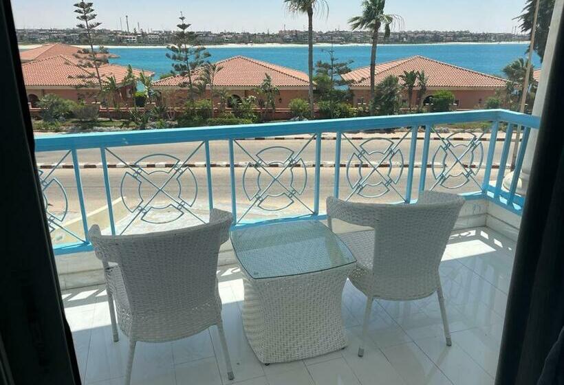 هتل Golden Palace Marina