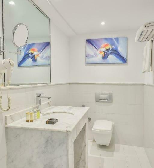 هتل Golden Palace Marina