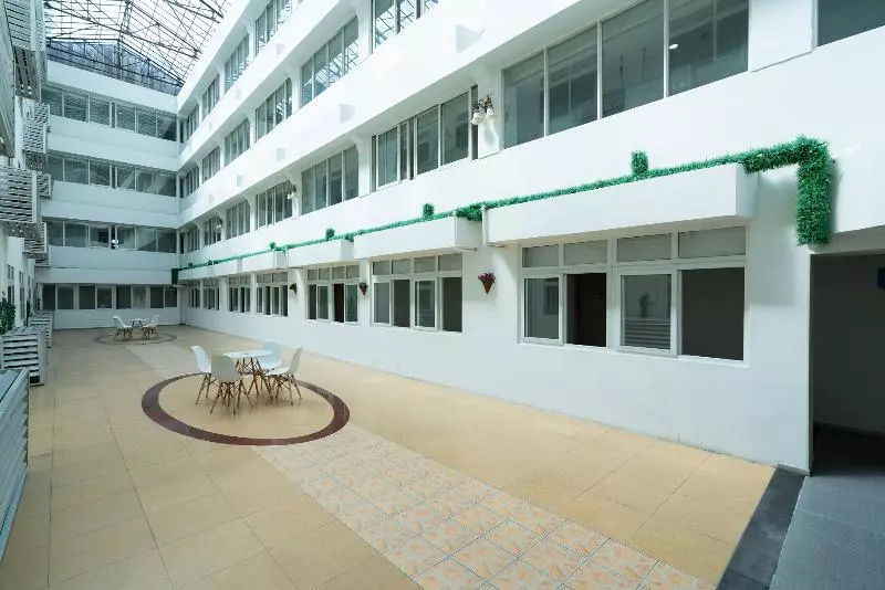 هتل Hanting Guangzhou Sanyuanli Metro Station