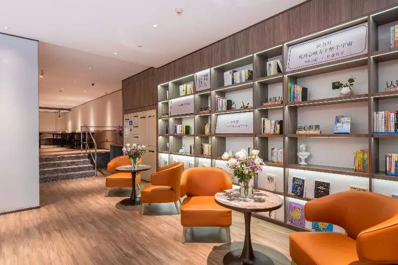 هتل Hanting Guangzhou Sanyuanli Metro Station