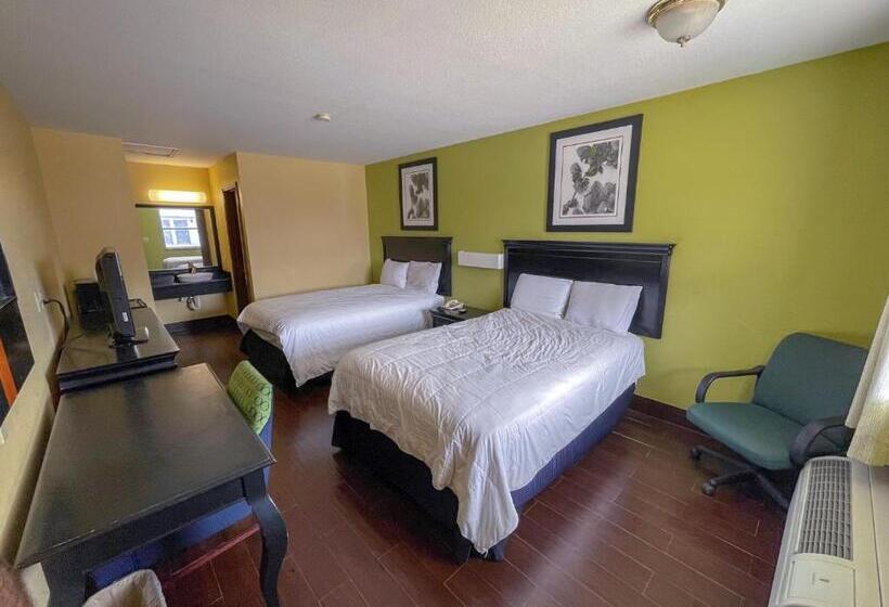 Szálloda Deluxe Inn & Suites