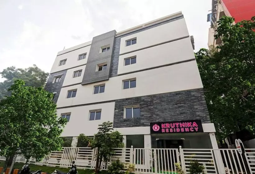 ホテル Treebo Kruthika Residency