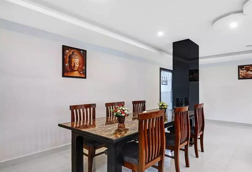 ホテル Treebo Kruthika Residency