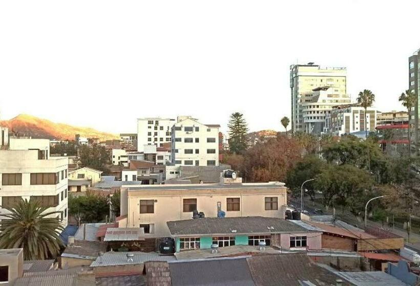 Monoambiente De Lujo En El Prado De Cochabamba