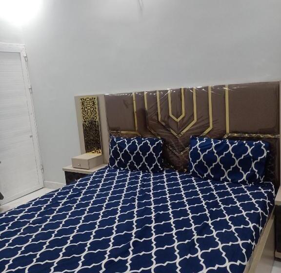 پانسیون Dubai Guest House Karachi