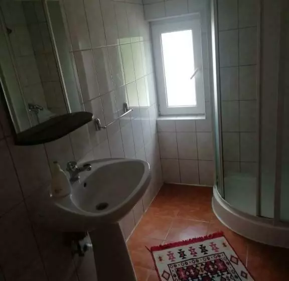 پانسیون Vila Ovi