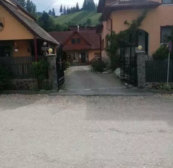 پانسیون Vila Ovi