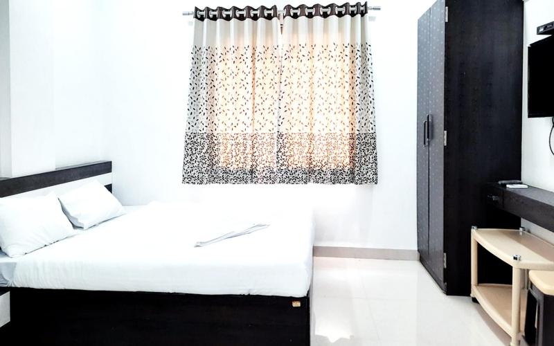 Отель United House