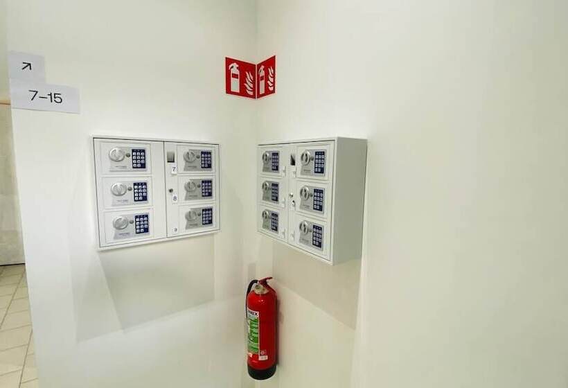 پانسیون Bed Cauchy