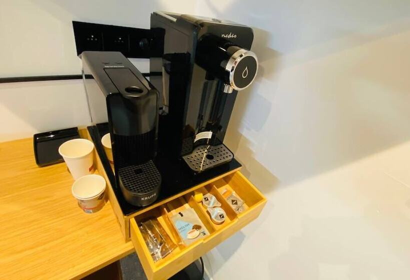 پانسیون Bed Cauchy