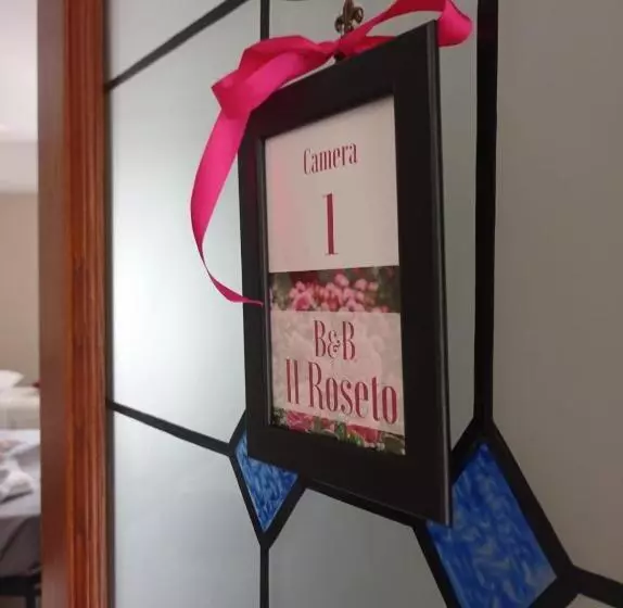 تختخواب و صبحانه Il Roseto