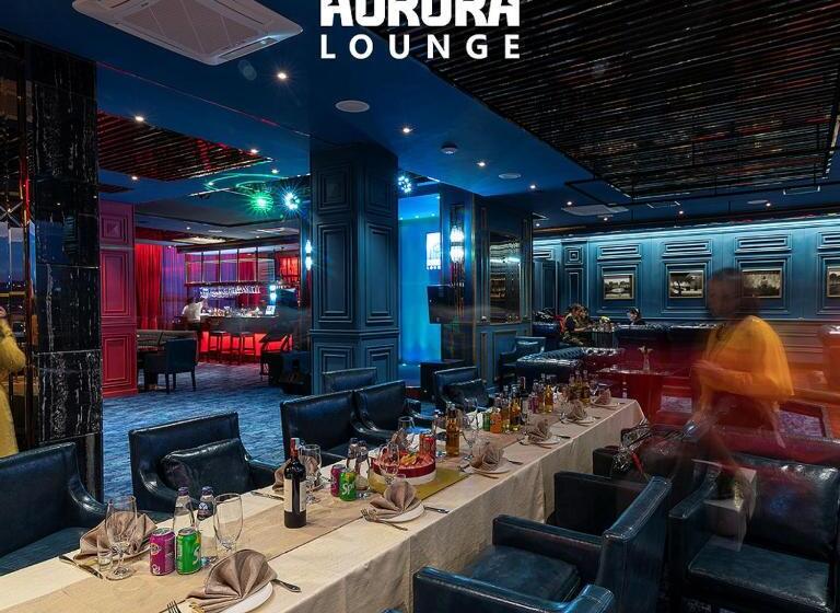 هتل Aurora
