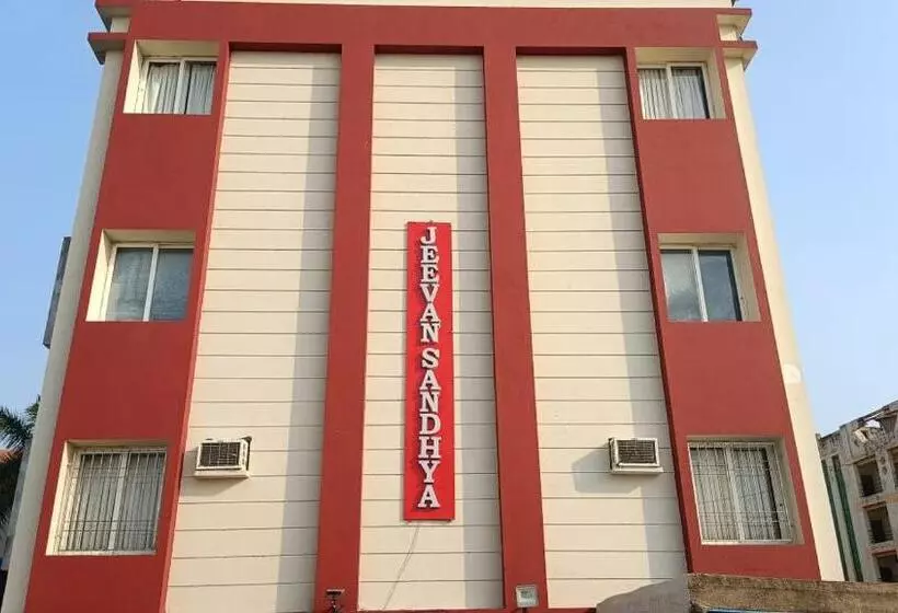 Hotelli Jeevan Sandhya
