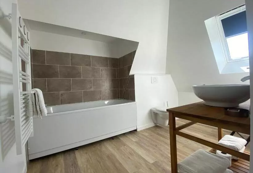 Hotelli La Tour Aux Crabes Près De La Plage