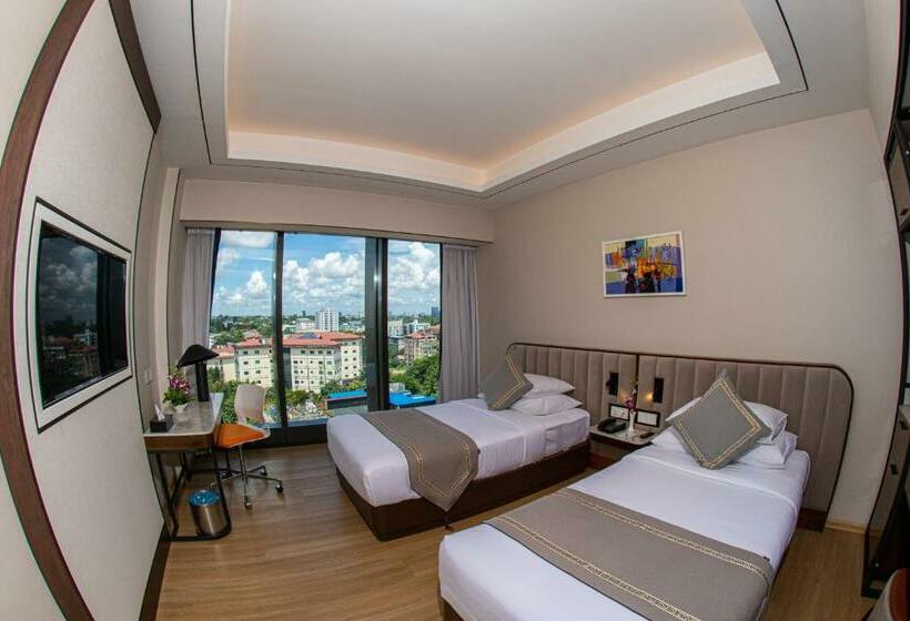 Sayarsan Hotel Yangon