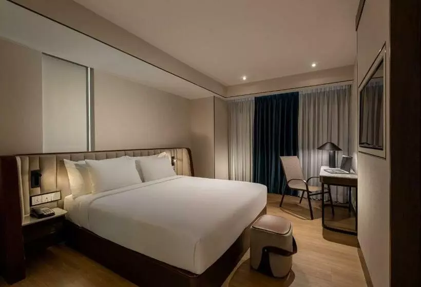 Sayarsan Hotel Yangon