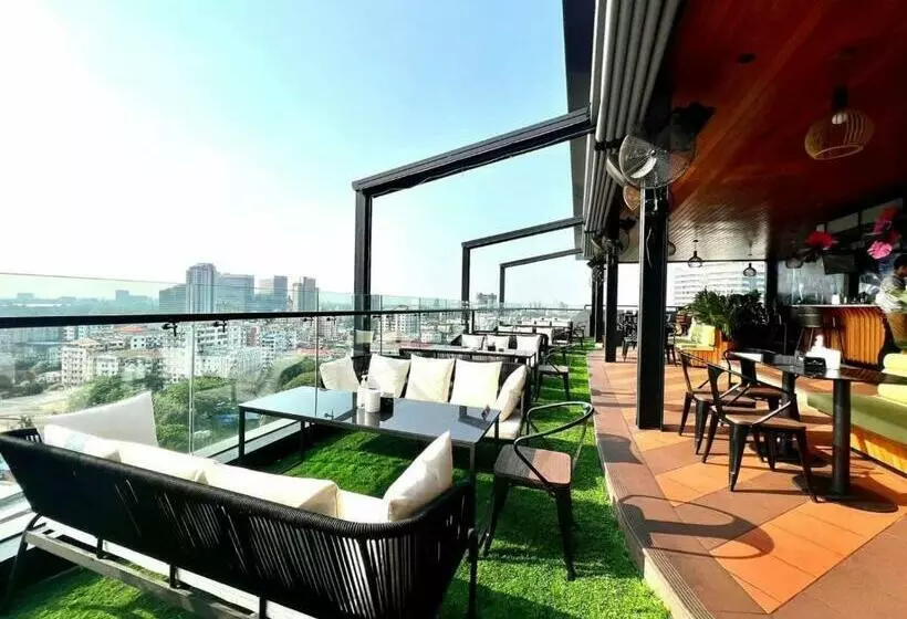 Sayarsan Hotel Yangon