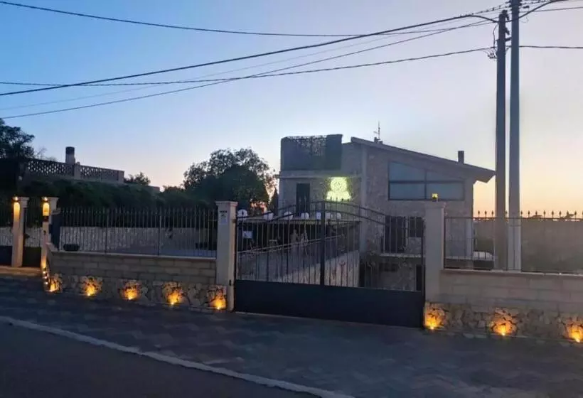 استراحتگاه Villa Aurora