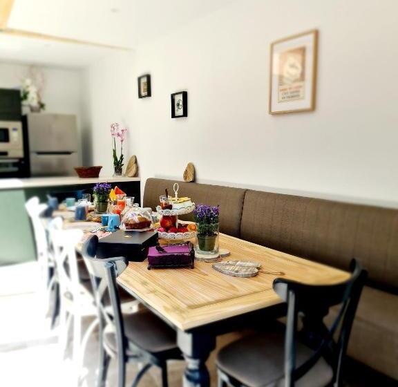 민박 La Dame De Coeur La Maison à L Orée De Deauville