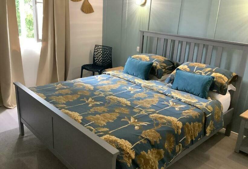 مبيت وإفطار No. 5 Plaisance