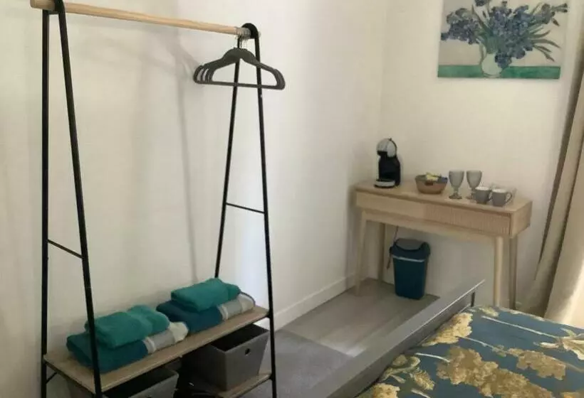 Aamiaismajoitus (B&B) No. 5 Plaisance